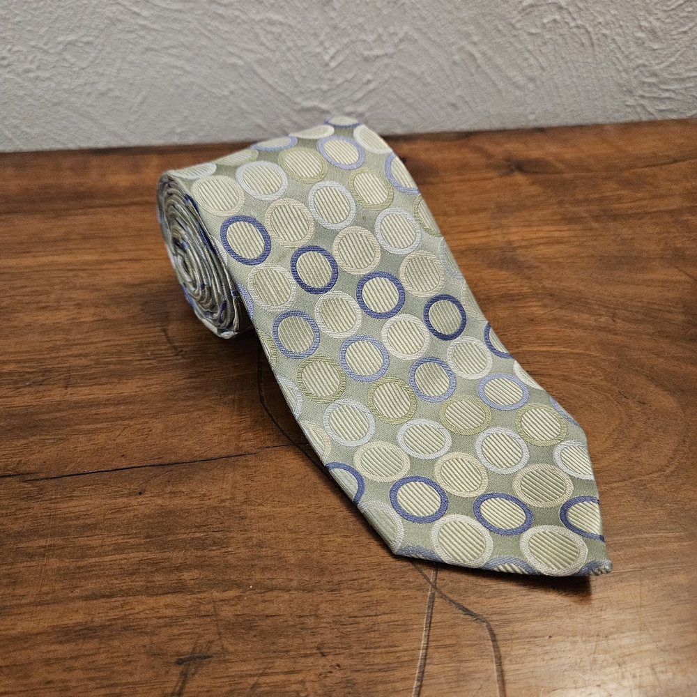 Michael Kors Men's Necktie Tie 100% Silk Green Blue Tan White Circles